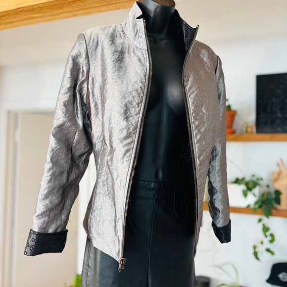 Spanner-Reversible Jacket Silver & Black Embroidered Circles | Size M - Picture 10 of 14